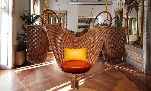 Swing Chair creada en 2012 by Patricia Urquiola