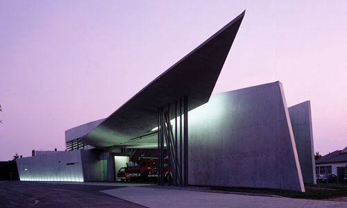 Cuartel de bomberos de la fábrica Vitra en Weil am Rhein en Alemania