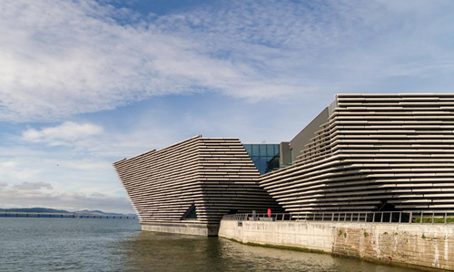 V & A Museum of Design Dundee by arquitecto japonés Kengo Kuma