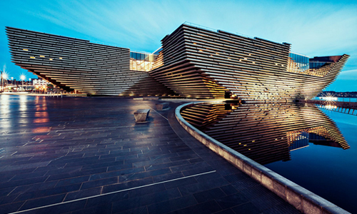 V & A Museum of Design Dundee by arquitecto japonés Kengo Kuma