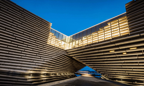 V & A Museum of Design Dundee by arquitecto japonés Kengo Kuma