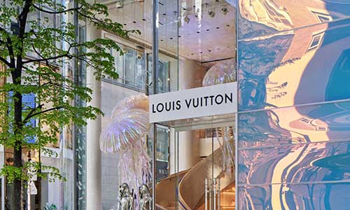 Louis Vuitton Ginza Namiki.