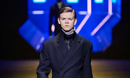 1.	Thomas Brodie-Sangster en el desfile F/W 22 de Prada.