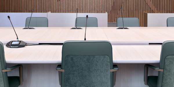 El mobiliario canadiense que marcó el tono del G7 en Alberta.