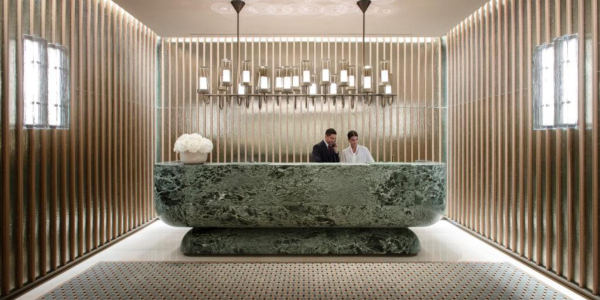 Pierre-Yves Rochon renueva las habitaciones del Four Seasons Milano.