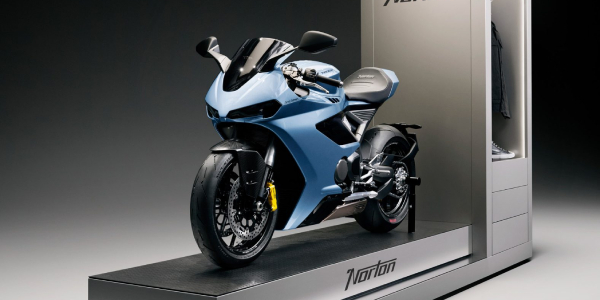 Foster + Partners diseña un nuevo showroom para Norton Motorcycles.